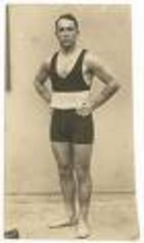 Frank Beaurepaire opened a swimming pool near a lake