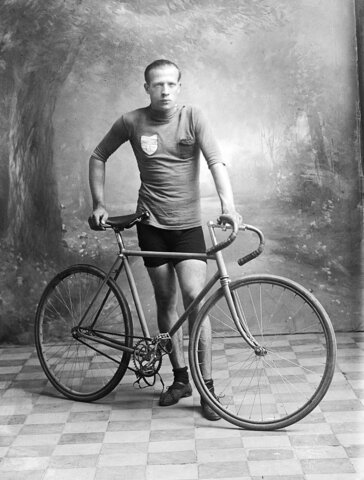 1886: NOVIEMBRE 21 y DICIEMBRE 17