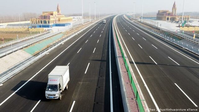 CHINA CIERRA CIUDAD DE 11 MILLONES DE HABITANTES PARA EVITAR PROPAGACIÓN DEL CORONAVIRUS