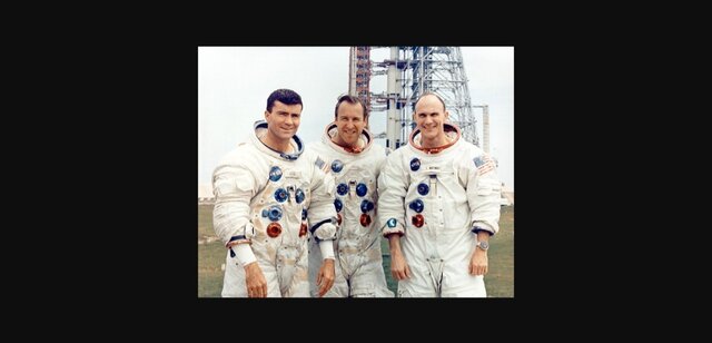 Oxygen Tank Explodes On Way To Moon