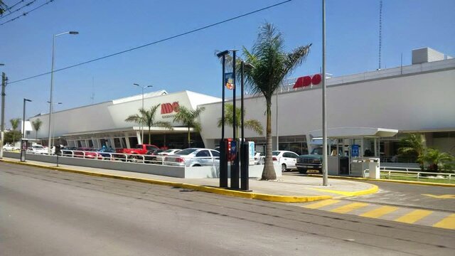 Inauguran terminal en Córdoba