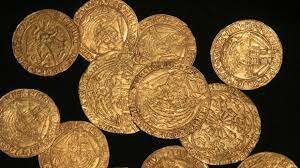 ¿Cuando aparecieron las primeras monedas?