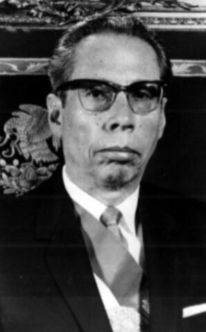 Asume la presidencia Gustavo Diaz Ordaz