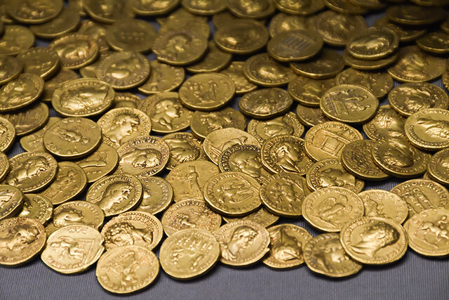 Aparición de las monedas.