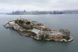 Alcatraz Becomes a Federal Prison