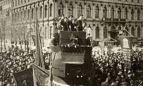 Revolución rusa (Sale de la guerra)