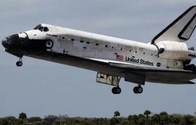 The Space Shuttle Discovery