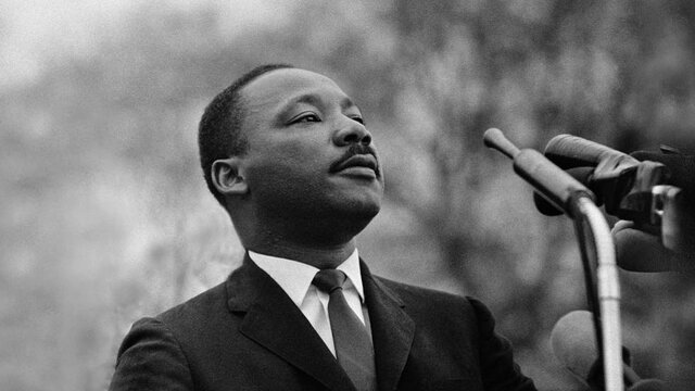 Martin LutherKing                 (info)
