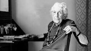 Agatha Christie he died