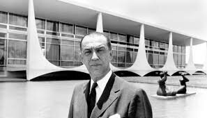 Governo Juscelino Kubitschek e os Investimentos na Educação