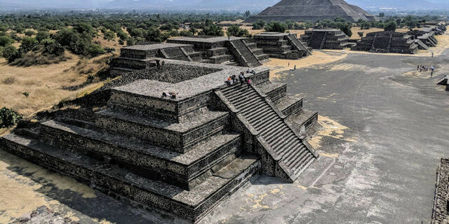 Cortés recupera Tenochtitlan