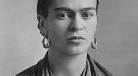 Timeline: Frida Kahlo