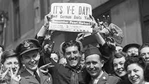 VE Day✓