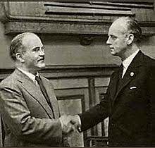 Ribbentrop/Molotov Pact✓