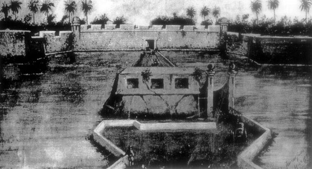 Batería de la Media Luna, Baluartes de Santa Barbara y Santa Teresa