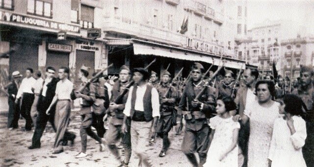 Traslado del gobierno republicano a Valencia