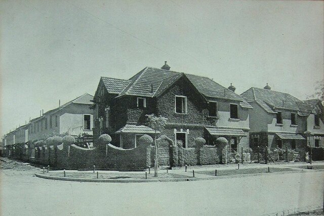 Comision de Casas Baratas