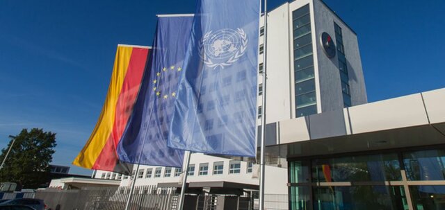 La ONU reconoce las 2 alemanias