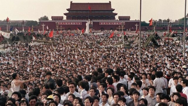 Protesta en la plaza de Tiananmen