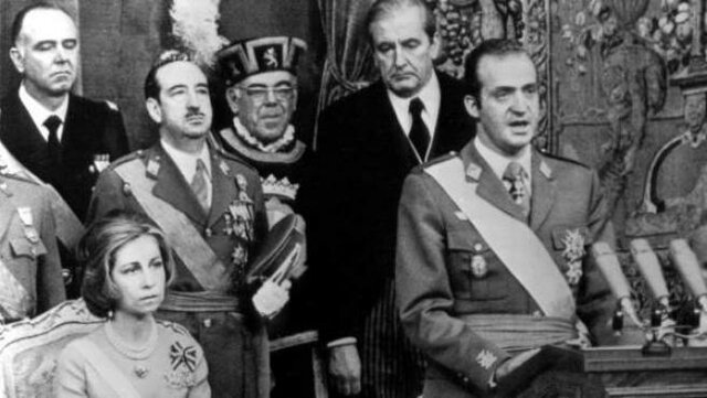 ENTREVISTA FRANCO-DON JOAN.EL REI JOAN CARLES VE A ESPANYA