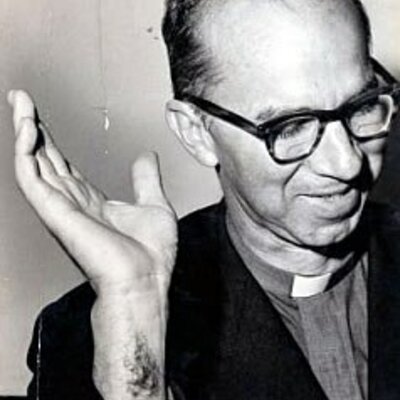 Timeline: MONSEÑOR GERARDO VALENCIA CANO