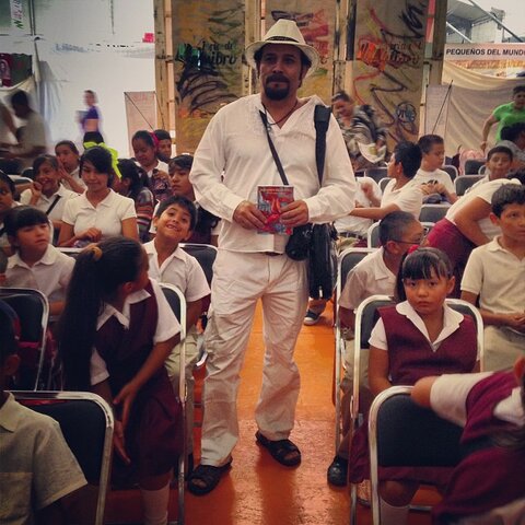 Movimiento escritores por Ciudad Juárez