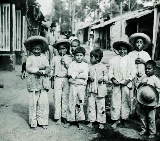 Más del 50 % de los niños que vivían en el campo no iban a la escuela.