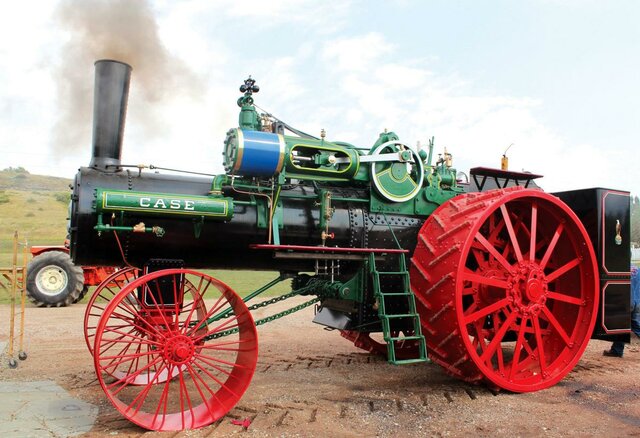 Steam tractor