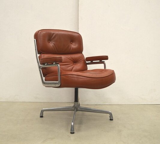 Herman Miller Furniture Company Knoll International