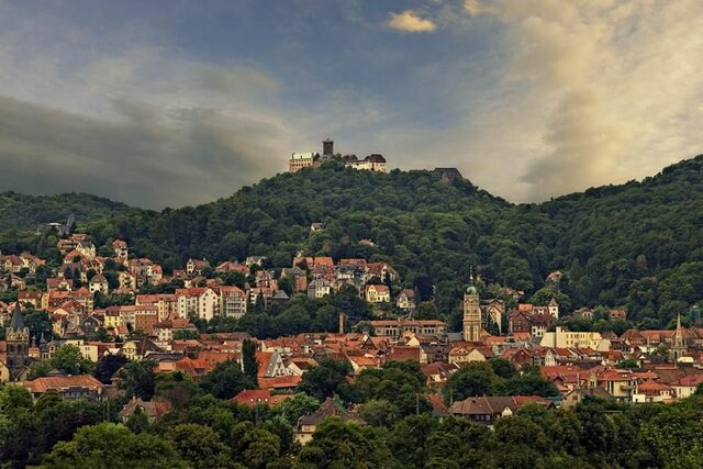 Entra a l'Escola Llatina d'Eisenach