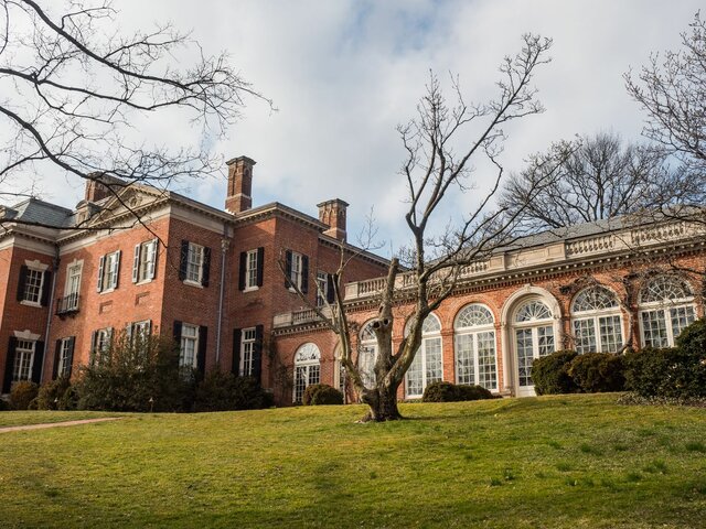Dumbarton Oaks Conference Begins