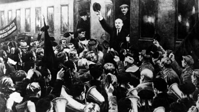 Lenin Returns to Russia