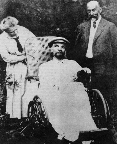 Lenin suffers stroke