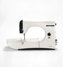 Máquina de coser Mirella