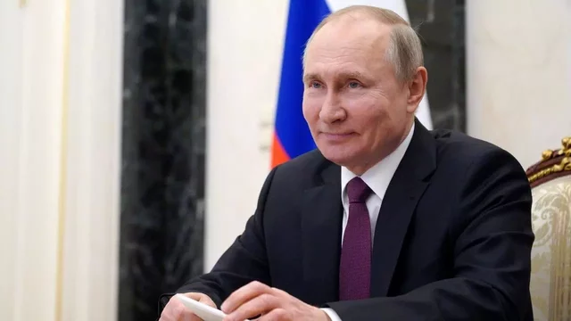 Putin libera a Mijail Jodorkovski.