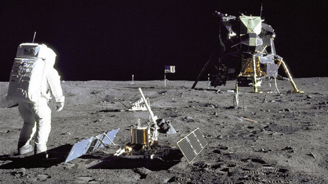 Primera nave espacial en la luna