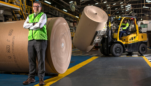 Se crea Cartón de Colombia (Smurfit Kappa) el 4 de mayo