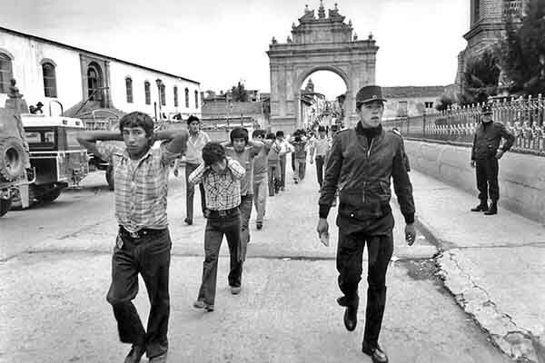 La fuga de los senderistas