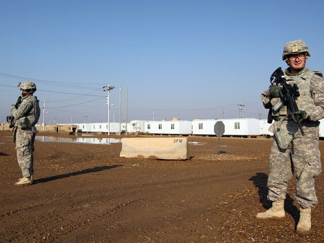 U.S. and Britain launch air strikes against weapons sites in Iraq