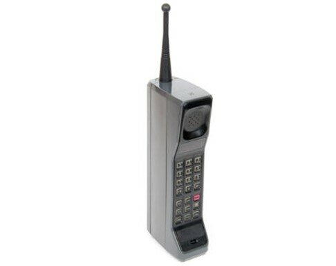 # 5 Teléfonos Celulares.