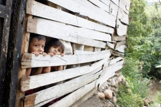 INVISIBILIDAD DE LOS NIÑOS