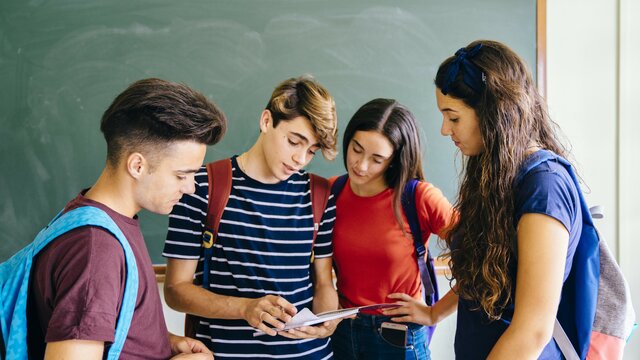 PERIODO DEL DESARROLLO COGNITIVO EN LA ADOLESCENCIA