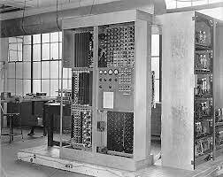 EDVAC (electronic Discrete Variable Automatic Calculator)