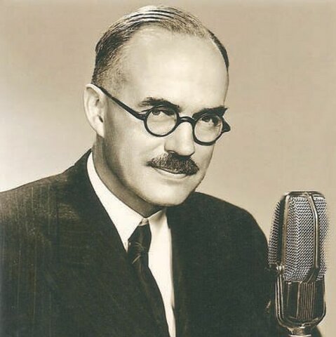 H. M. S. Richards comienza a transmitir The Voice of Prophecy