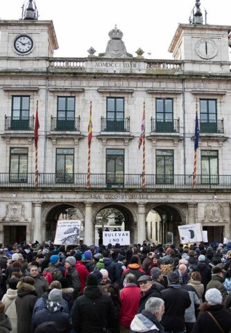 Pleno extraordinario en el Ayuntamiento de Burgos