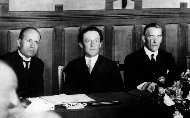 Locarno Treaty Signed