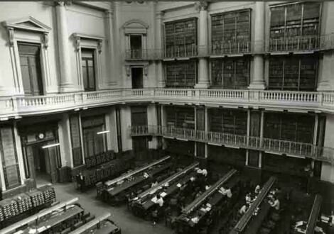 Se funda la Biblioteca Nacional