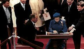 Rapatriement de la constitution