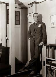 Robert Mallet-Stevens. (1886-1945).