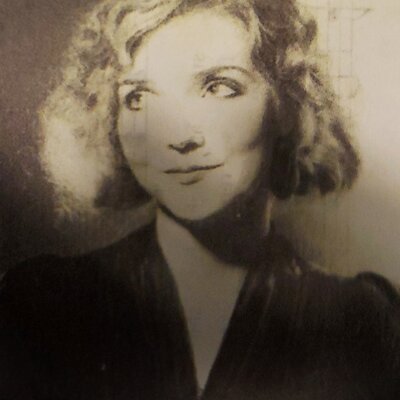 Timeline: Evelyn Kittridge - Understudy/Marries IA